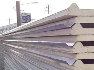 محفزات البولي يوريثان في ألواح السندوتشات: تعزيز العزل وكفاءة الإنتاج